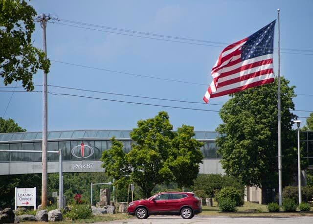 Ronnybrook Farm Dairy signs letter of intent to occupy iPark 87 in Town of Ulster