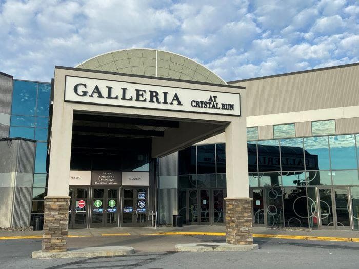 Easter Sunday hours of operation at Galleria at Crystal Run