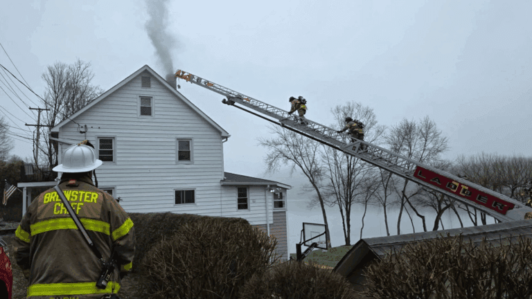 Smoke alarms avert calamity for Brewster family